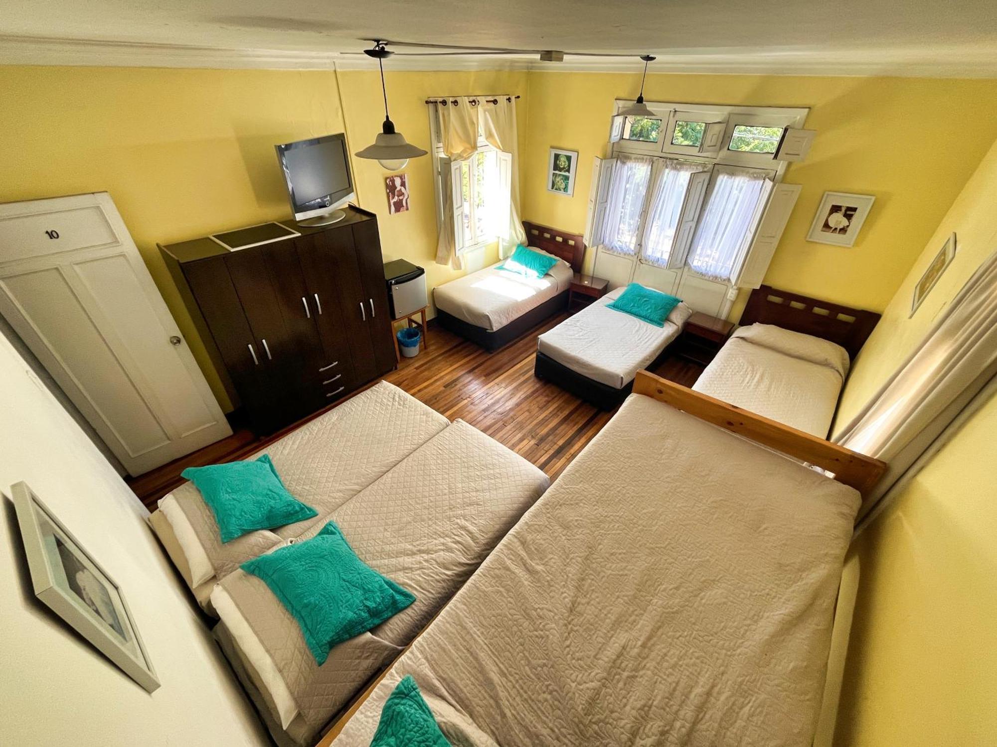 Hostal Boonen ซานติอาโก ภายนอก รูปภาพ