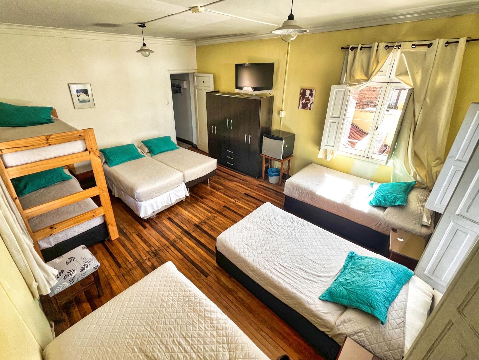 Hostal Boonen ซานติอาโก ภายนอก รูปภาพ